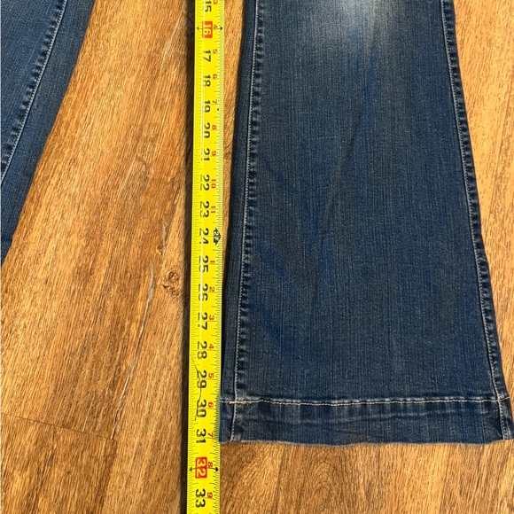 Torrid Bombshell Flare Premium Stretch Jeans Pants Blue Womens Size 14R - Picture 6 of 9